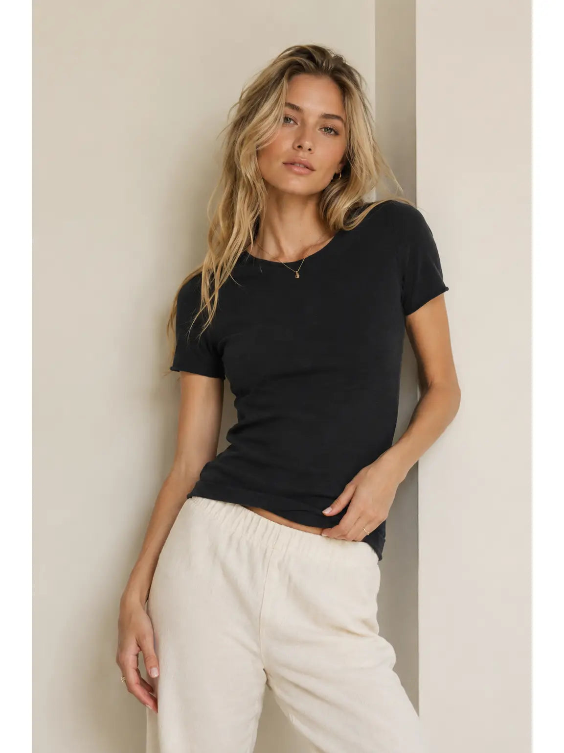 Round Neck Knit Tee